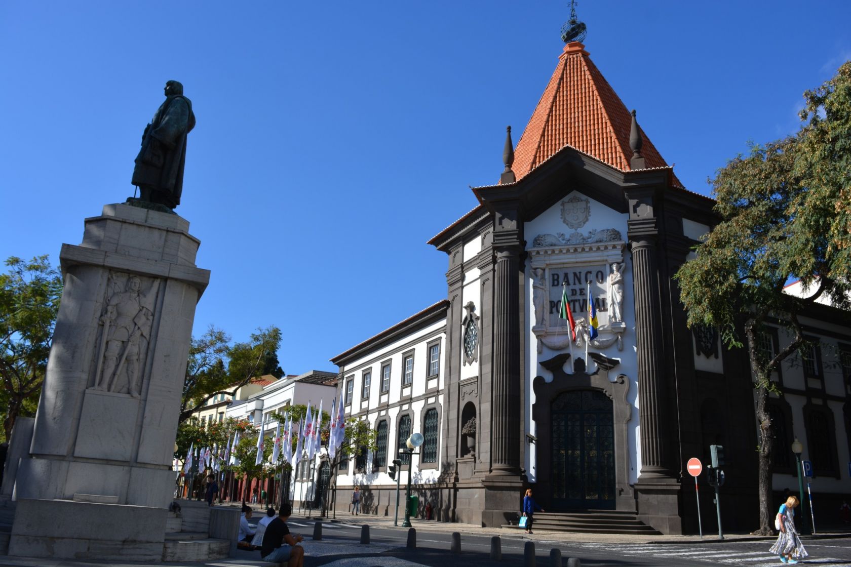 Madeira's credit rating upgraded to BBB - The Portugal News - Vimarsana News